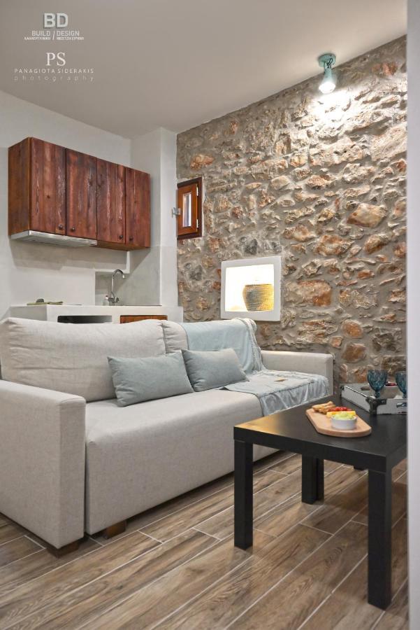Pyrgos Houses And Restaurant Avgonima Exterior foto